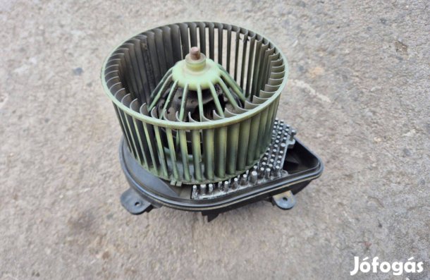 Fiat Scudo Peugeot Expert Citroen Jumpy Fütömotor