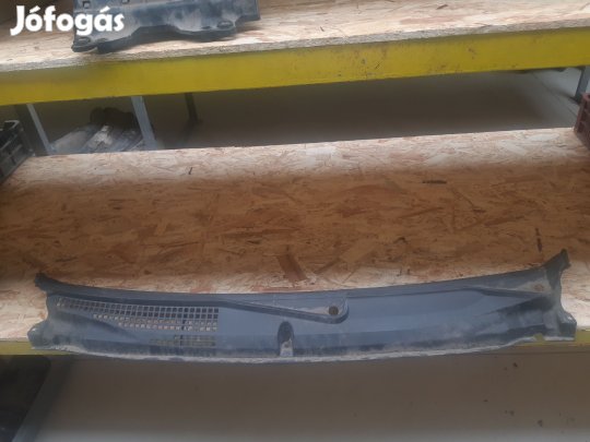 Fiat Stilo Levélrács