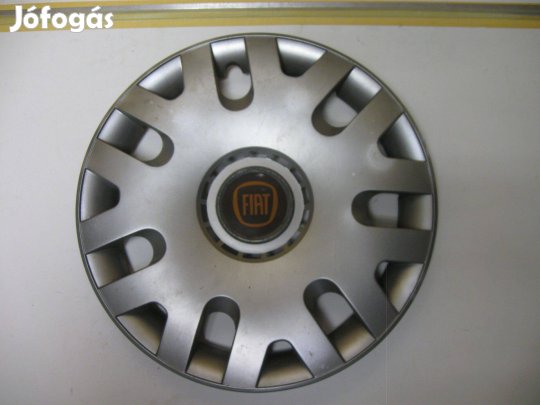 Fiat gyári 14" dísztárcsa kapható !
