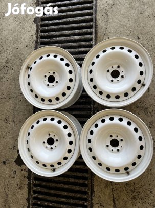 Fiat lemezfelni 16 coll