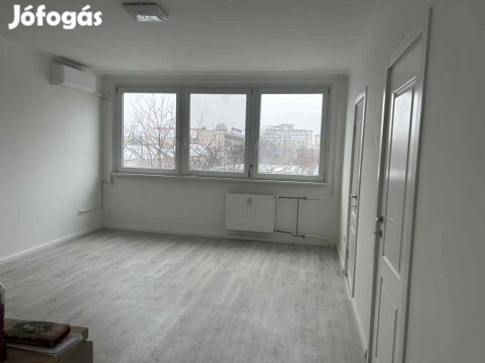 Fiatalos, napfényes otthon Csepelen 1+2 fél szoba, egyedi