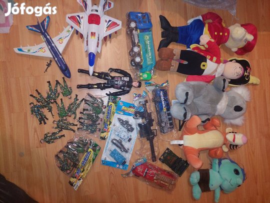 Figura és plüss csomag a piros repülő nélkül