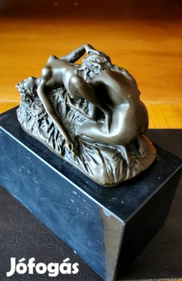 Figuratív bronz szobor - művészi kivitel