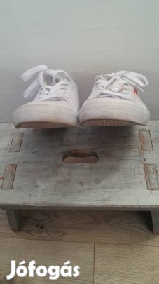 Fila 45- ös fehér cipő újszerű