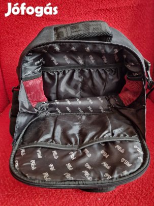 Fila utazó kozmetikai táska