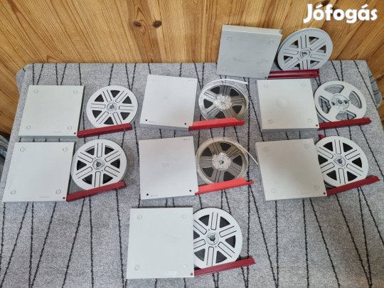 Filmszalagok, orsók, tartók