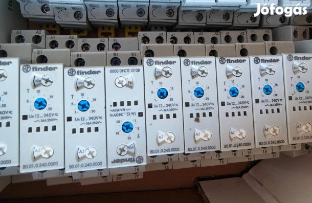 Finder - Időrelé multifunkc 12-240V/AC/DC 0,1s-20h 1W