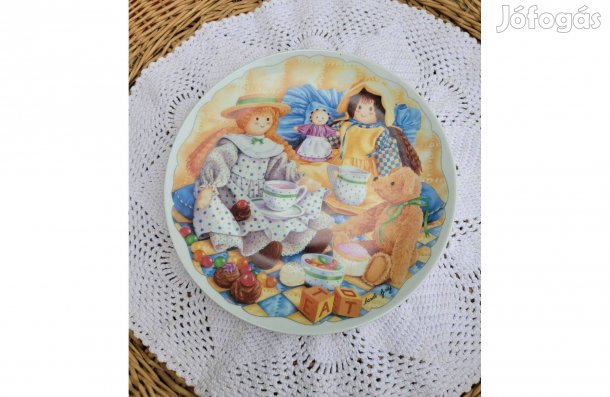 Fine Bone China-St Andrews porcelán dísztányér-kézzel készített