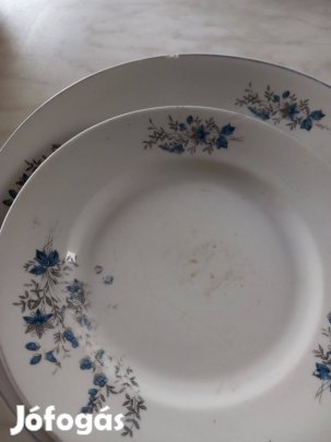 Fine IRIS porcelán tányérok 4db lapos tányér és 1egy kistányér egybe