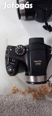 Finepix s5800 digitális fényképezőgép jó áron 