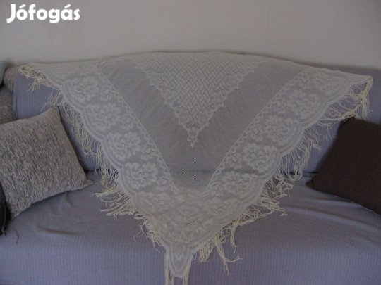 Finom műszál vállkendő, vajszínű