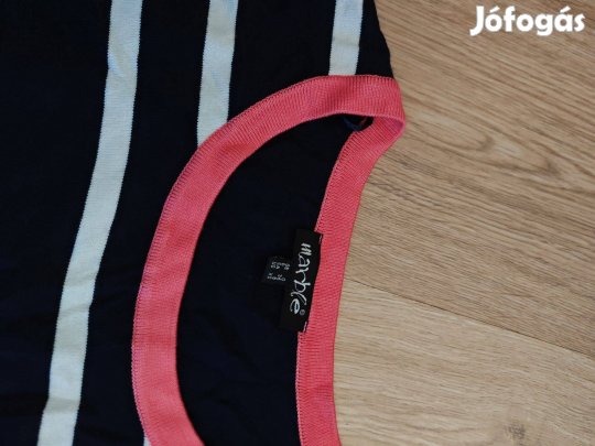 Finomkötött strech női pulóver Xs-S