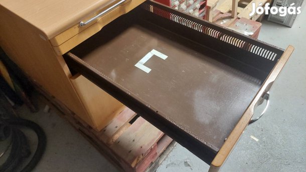 Fiókos iratrendező szekrény