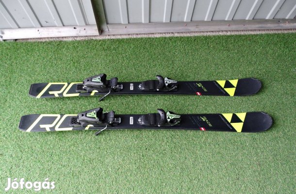 Fischer Junior Race 110 síléc