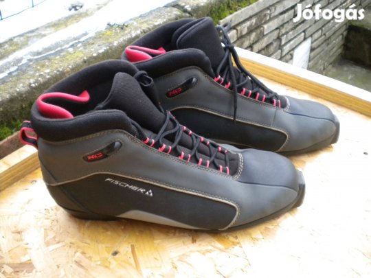 Fischer sífutó cipő 48-as méret SNS profillal