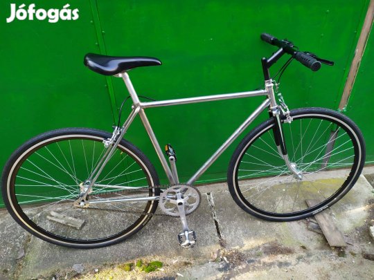 Fischer single speed 52 cm cróm váz, új 622-es kerekek, gumik