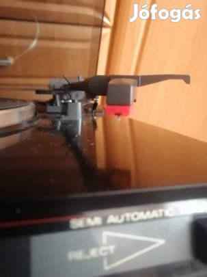 Fisher MT 223R lemezjátszó 