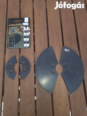 Fiskars lyukfúró penge pótpenge betét