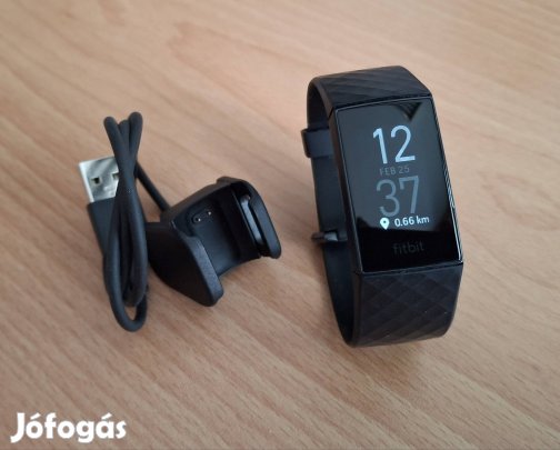 Fitbit Charge 4 aktivitásmérő óra
