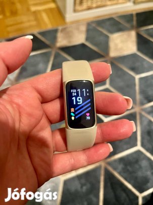 Fitbit Charge 5 GPS fitnesz karkötő elegáns, könnyű, hosszú akku