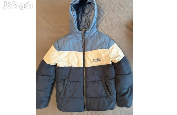 Fiú gyermek téli kapucnis dzseki 134-es mérete