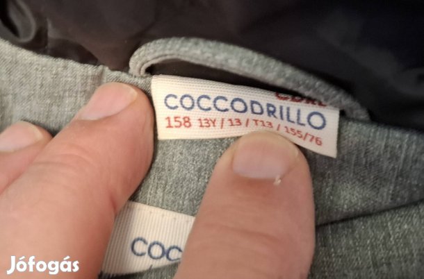 Fiú kabát,téli kapucnis