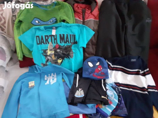 Fiú ruhacsomag 15 db Méret: 8-9 év