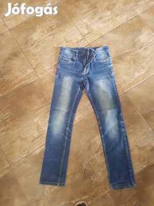 Fiúgyermek farmernadrág