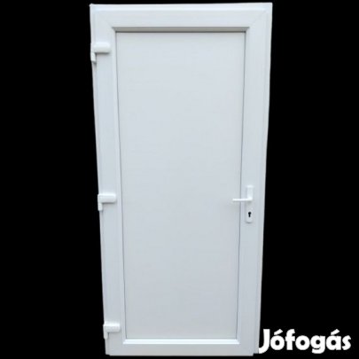Flat - Műanyag bejárati  ajtó / fehér / 98x208 /