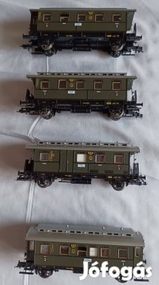 Fleischmann 4 darab birodalmi kocsi, újszerű. HO méret