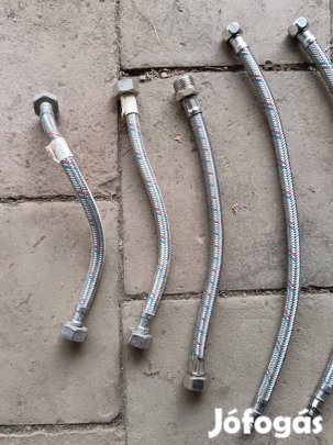 Flexibilis bekötőcsövek