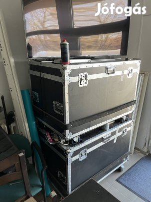 Flight case gurulós láda