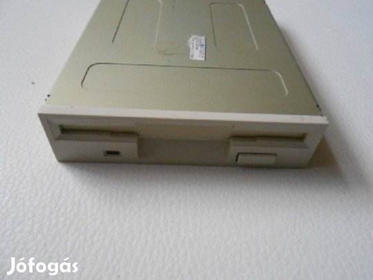 Floppy drive ( 3, 5 colos )