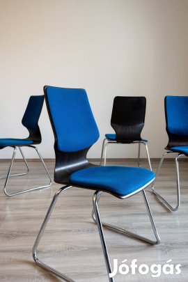 Flötotto csővázas pagholz székek