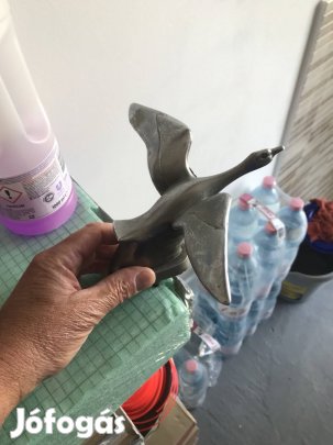 Flying Goose Hood Ornament