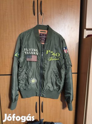 Flying Tigers pilóta dzseki M.