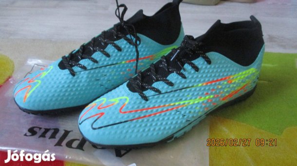 Foci cipő 45 (Aoplus) Új!