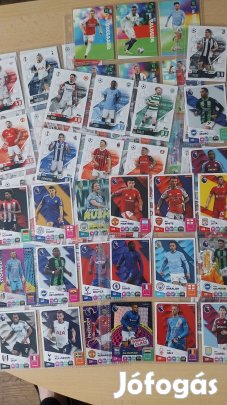 Focis kártyák vegyesen több száz darab.