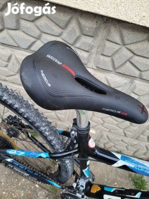 Focus 27.5 montainbike M méretű 