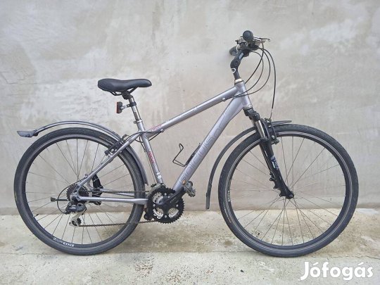 Focus 28"-os alu, teleszkópos, minőségi trekking kerékpár