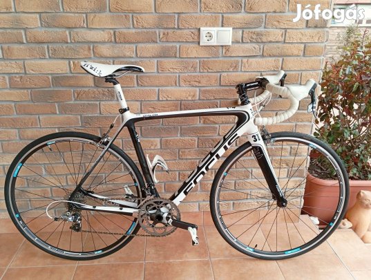 Focus Isalco karbon országúti.TOP állapot!