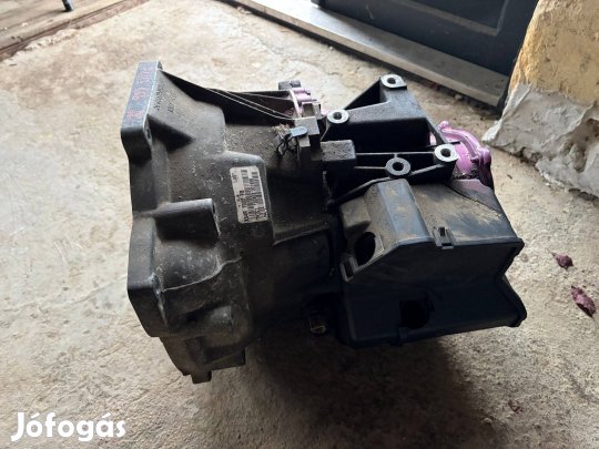 Focus MK1 1.4-1.6 16v benzin váltó sebességváltó xs4r7002fb 1123176