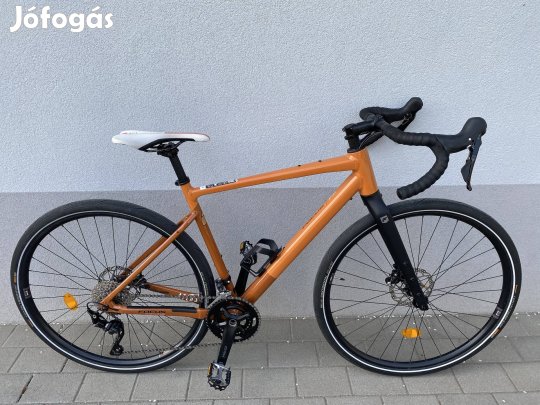 Focus atlas 6.7 gravel kerékpár,mint az új,Olajfék,Alu-Carbon.