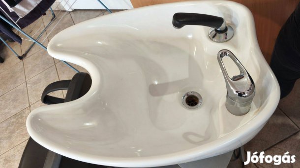 Fodrászati hajmosó