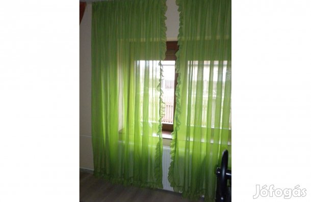 Fodros szélű függöny 2db