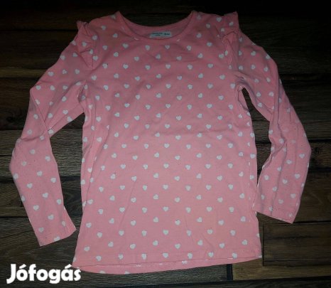 Fodros vállú pöttyös felső