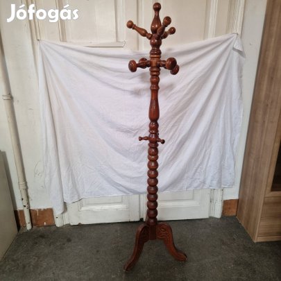 Fogas.Ruha akasztó.Szép állapotban!