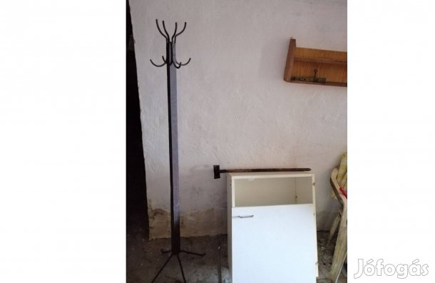 Fogas állófogas fa - vas egyszerű