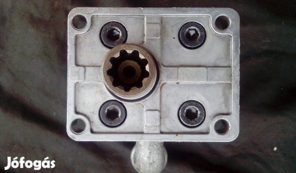 Fogaskerék hidraulika szivattyú