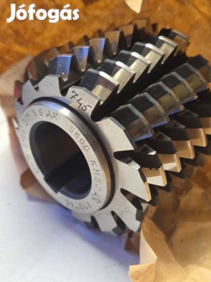 Fogaskerék lefejtőmaró, modul 3 , 20 fok, simító maró